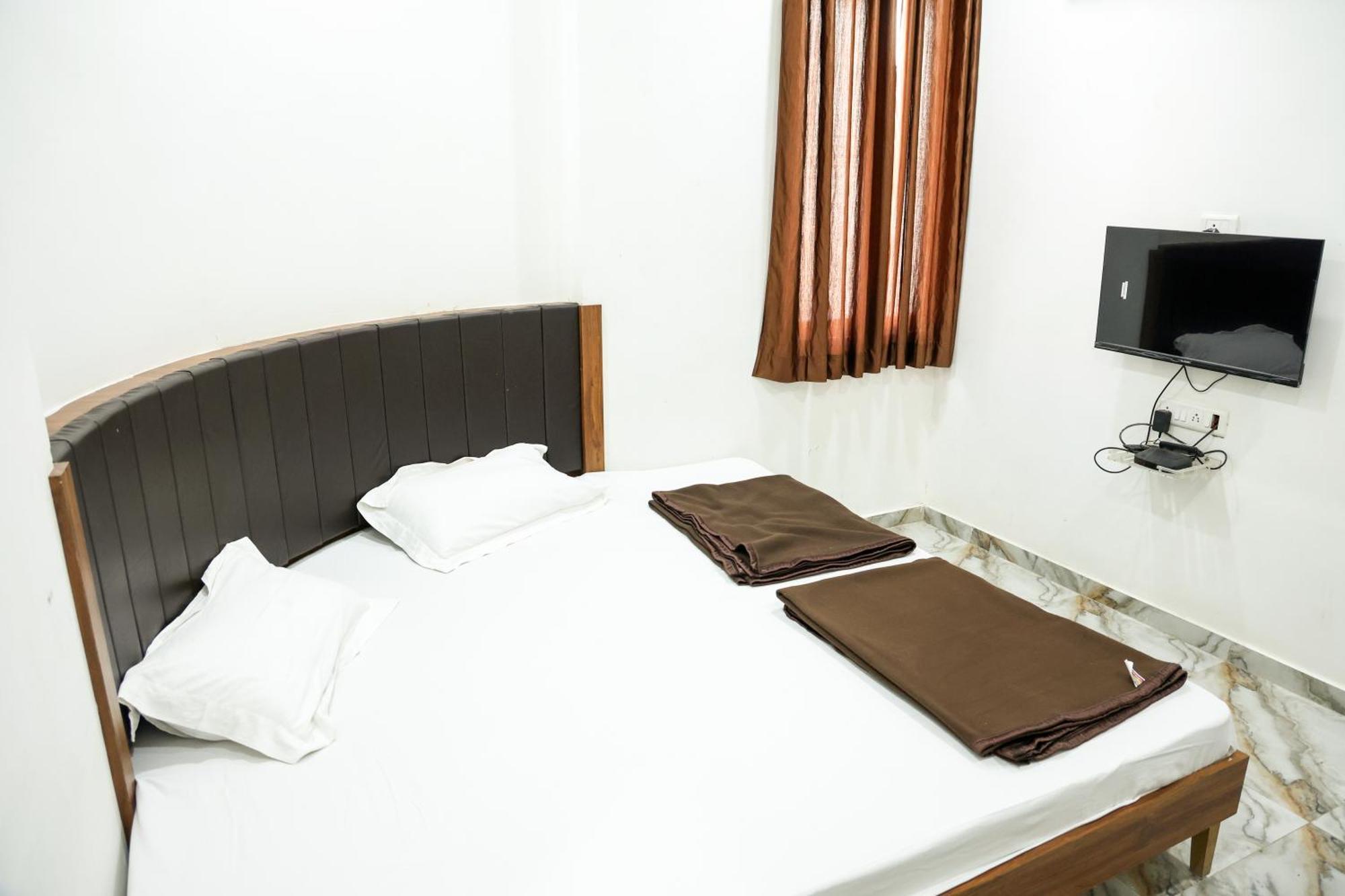 Hotel Aaram Kalupur Ahmedabad Exterior foto